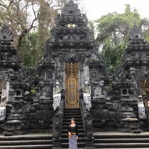 Meet your Posher, Carla